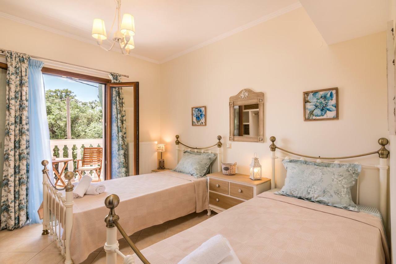 Villa Kortilles Pyrgi  Extérieur photo