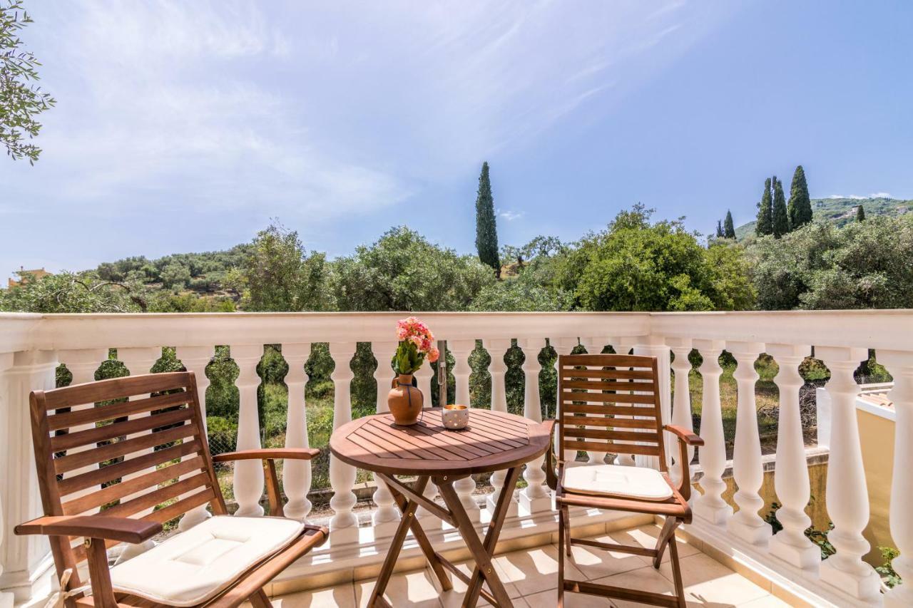 Villa Kortilles Pyrgi  Extérieur photo