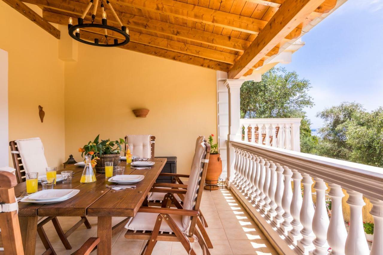 Villa Kortilles Pyrgi  Extérieur photo